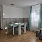 Апартаменты New Mit Terrasse Ганновер