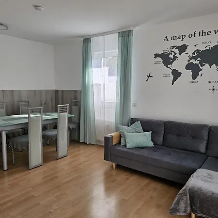 New Mit Terrasse * Hanovre